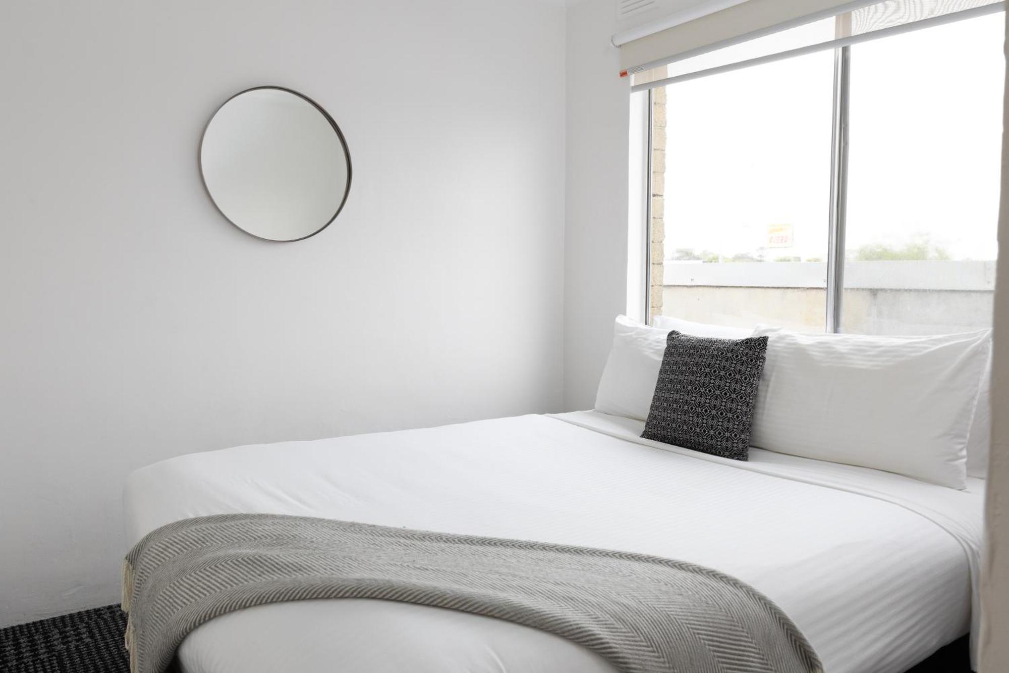 סייל Siesta Central Apartments מראה חיצוני תמונה