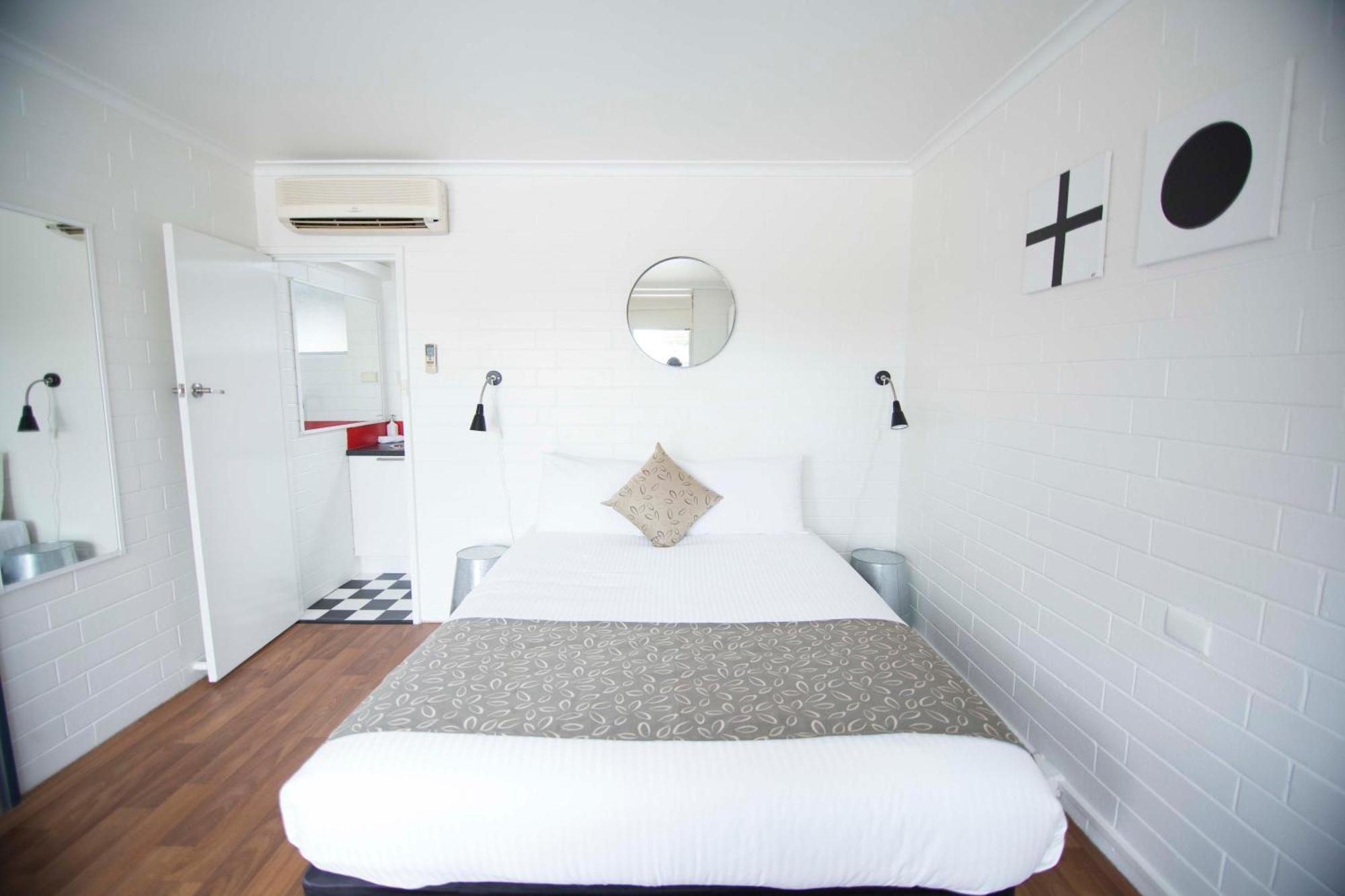 סייל Siesta Central Apartments מראה חיצוני תמונה