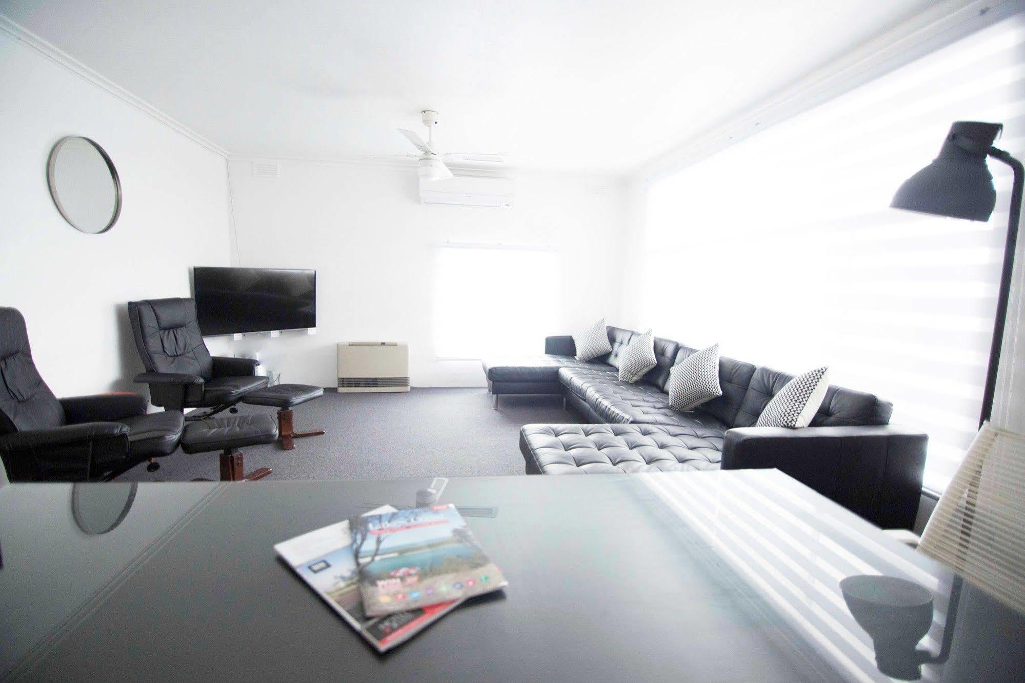 סייל Siesta Central Apartments מראה חיצוני תמונה