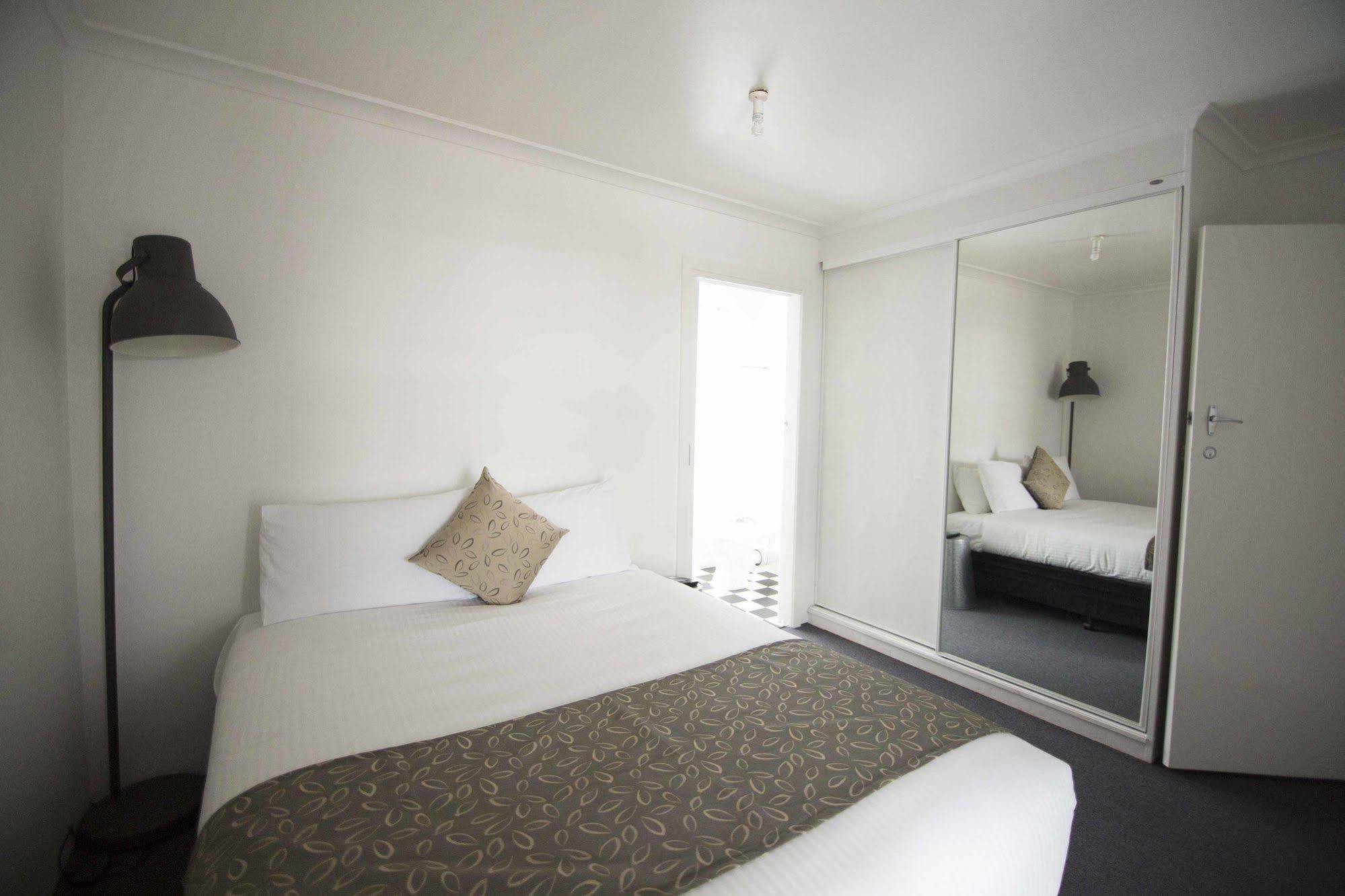 סייל Siesta Central Apartments מראה חיצוני תמונה